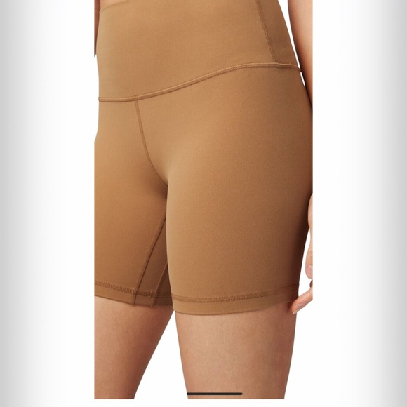Lazy pants Tan Seamless high waisted Biker Shorts Sz L - Picture 1 of 9